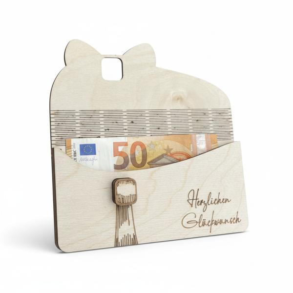 Detailaufnahme des präzisen Laserschnitts und der natürlichen Holzmaserung des Umschlags